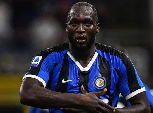  国际米兰逆袭登顶积分榜，孔蒂赞球队韧性  