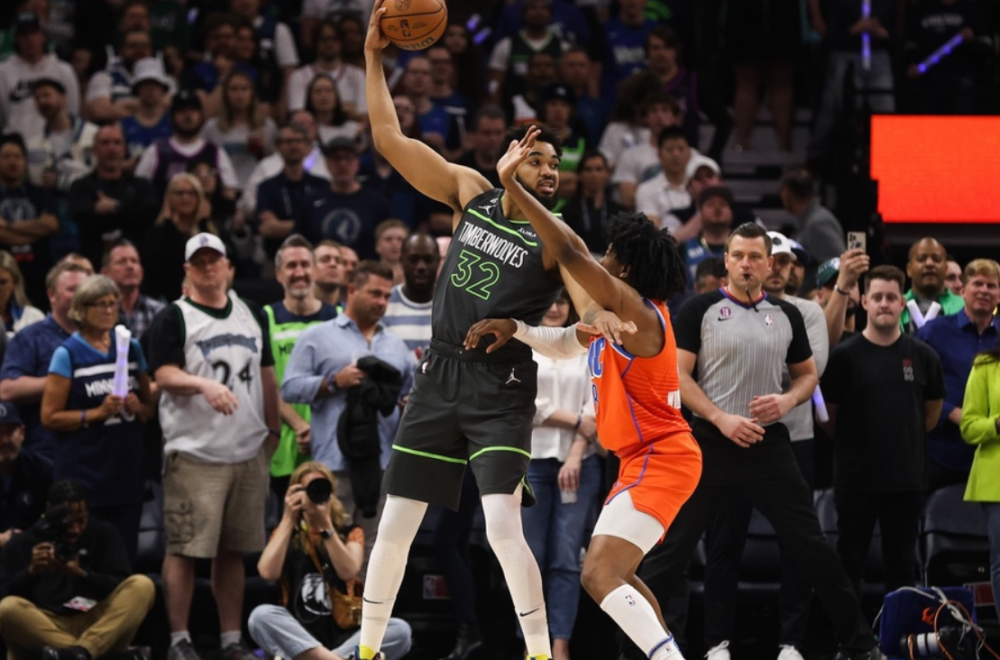  唐斯内外兼修统治赛场，森林狼双塔发威碾压公牛