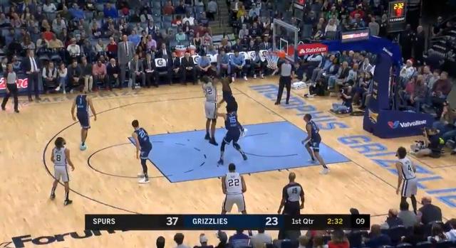  那不勒斯锋线火力全开五比一血洗恩波利